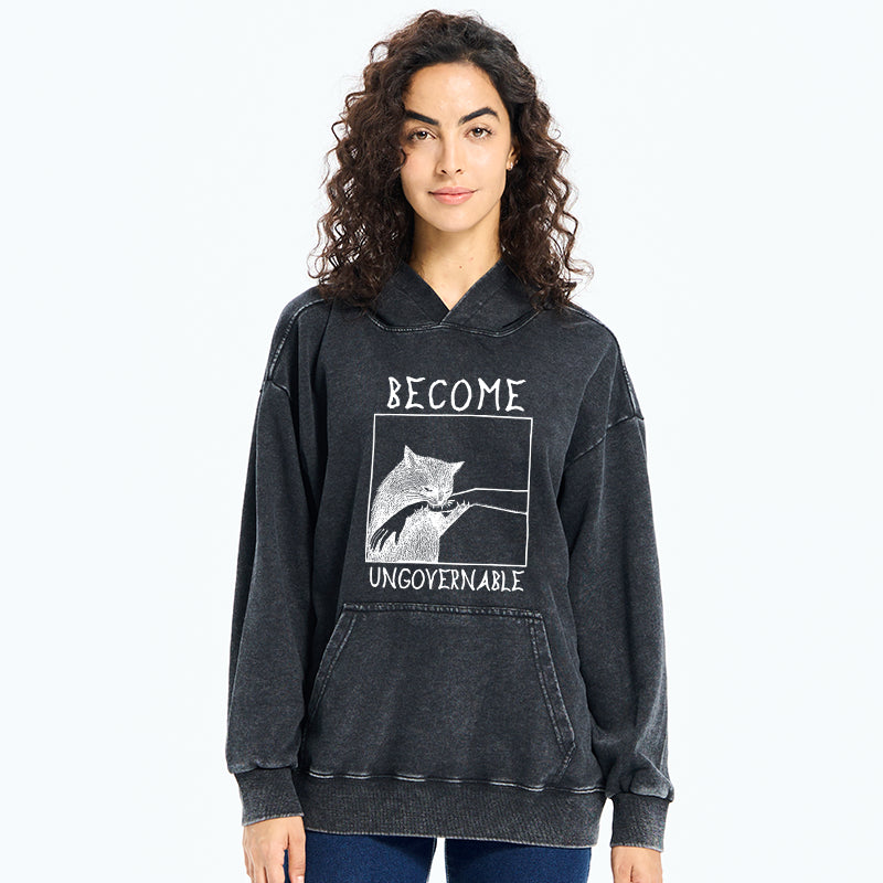 Tokyo-Tiger Cat Biting Arm Washed Hoodie